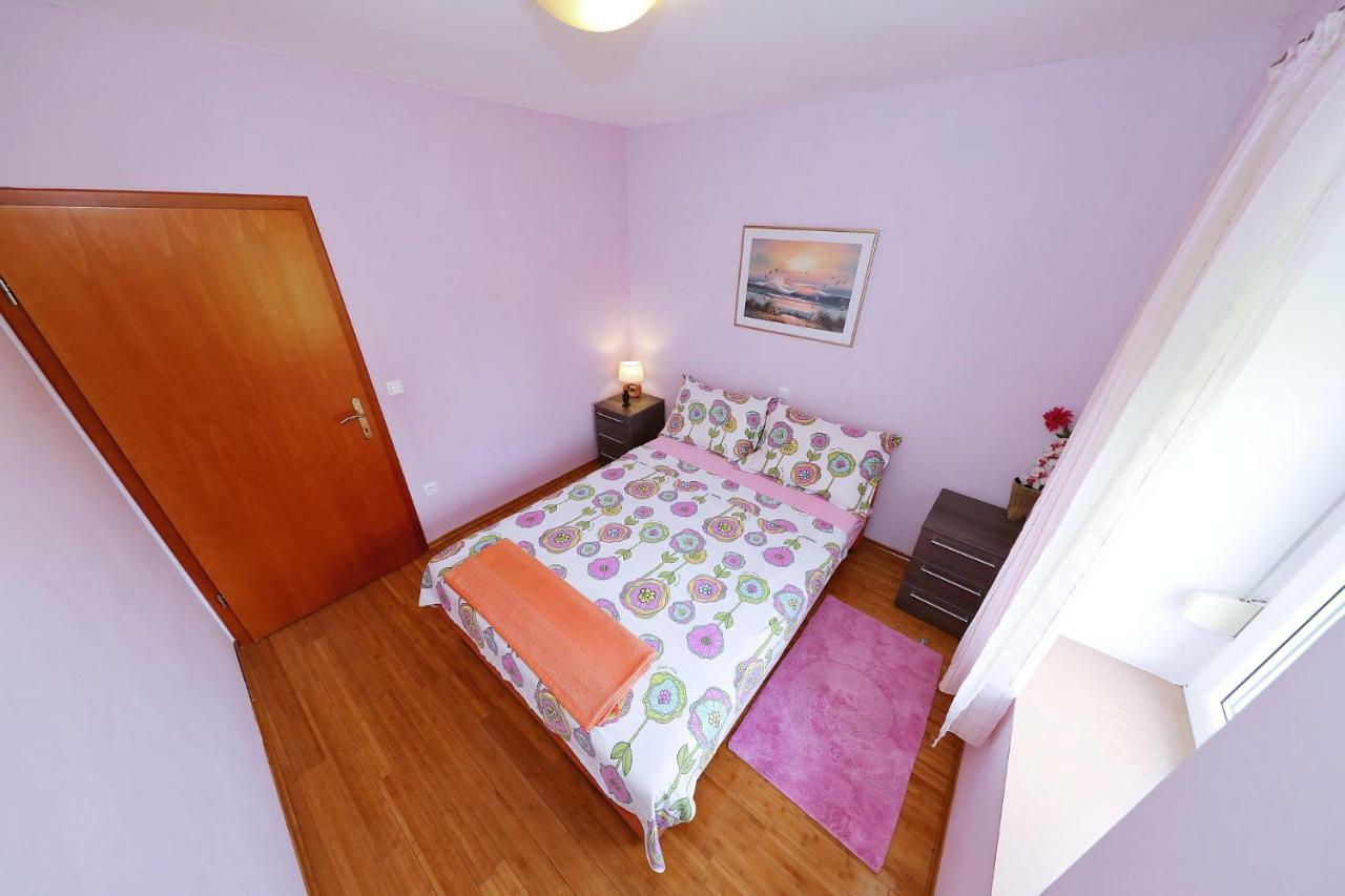 Apartmán Senkini Dvori Sutomiscica Exteriér fotografie